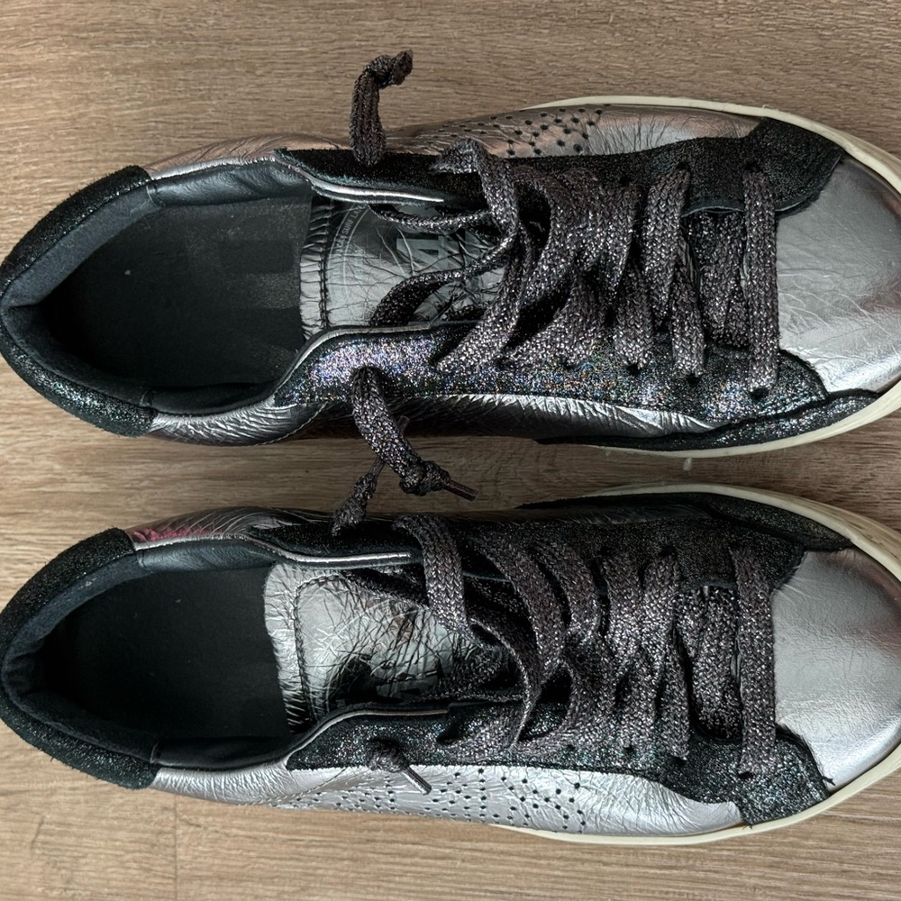 P448 Metallic Black Low-Top Sneakers